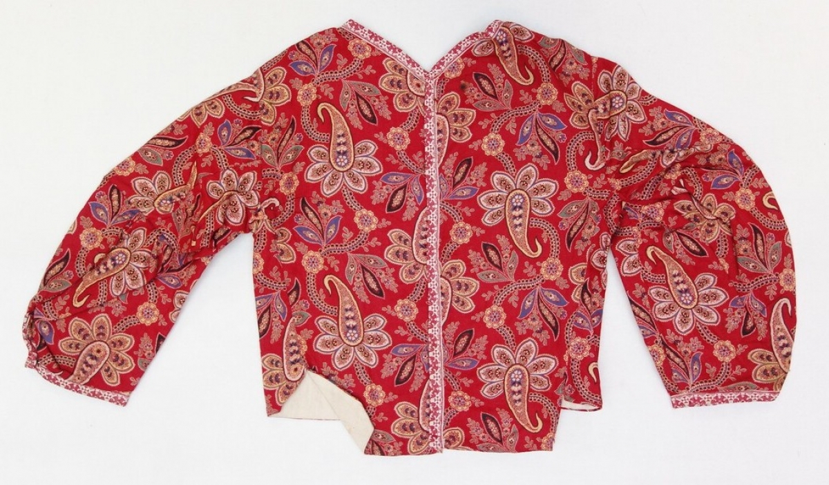 Child's jacket from Marken, The Netherlands, early 20th century, with the paisley/buteh motif.