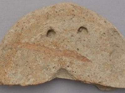 Ancient Greek loom weights in the TRC collection