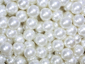 Collection of pearl beads.