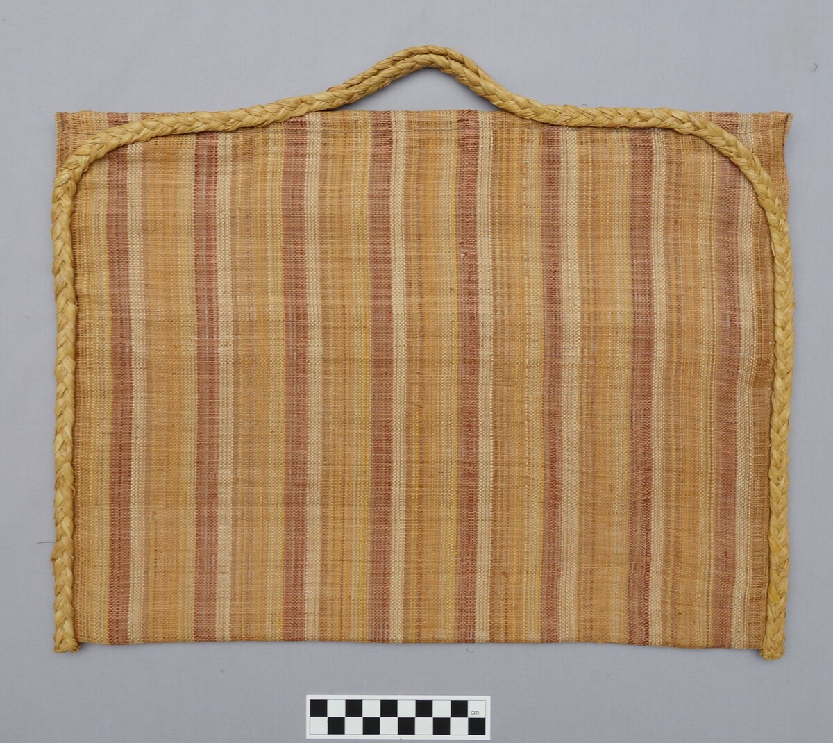 Raffia bag from Madagascar, c. 2018 (TRC 2018.2147).