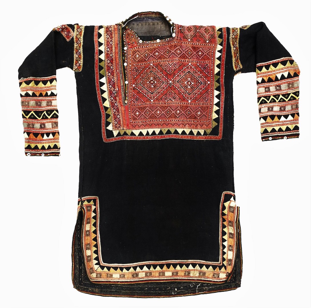 Fig. 2. Embroidered tunic from Georgia, pre-1940 (TRC 2022.1089).