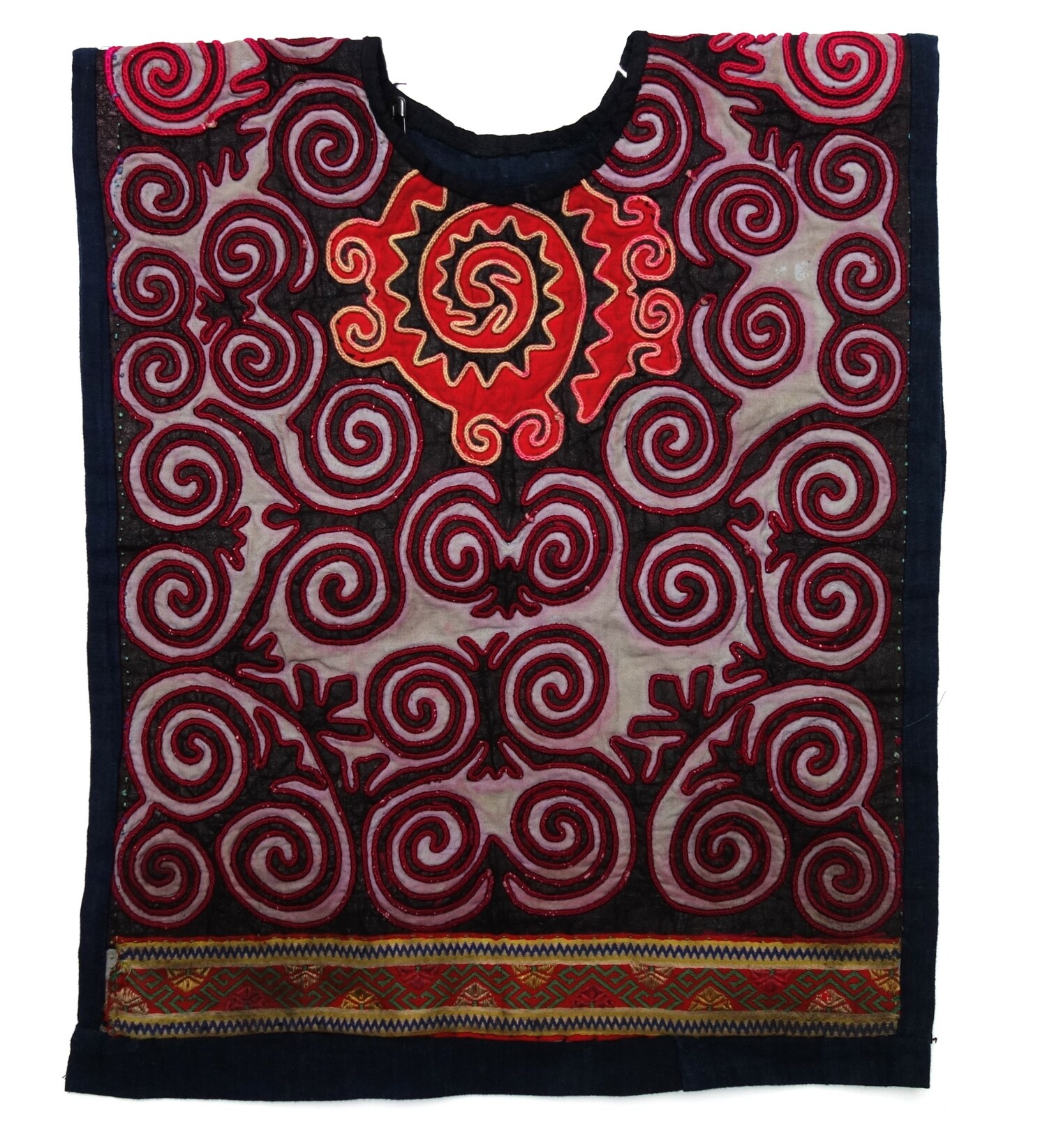 Tunic with appliqué decoration, Jianhe Miao, China, 20th century (TRC 2024.2604).