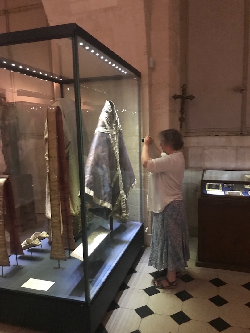 Studying the relics of St Thomas Becket in Sens Museum (photograph Willem Vogelsang).
