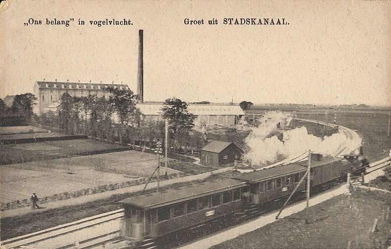 Straw cardboard factory 'Ons belang' in Stadskanaal, 1912.