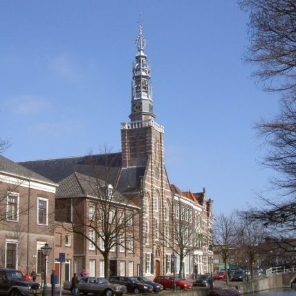 The Lodewijkskerk in Leiden used to be the centre ('saai-hal') for the trade in saai cloth.