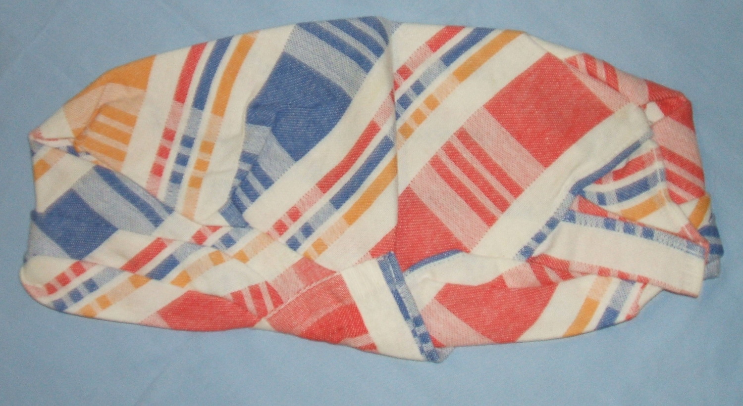 Kotomisi headscarf, Suriname, 1930s (TRC 2006.0259e).