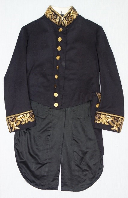 Embroidered coat of the parliamentary uniform of Laurens de Groot (TRC 2018.2133a).